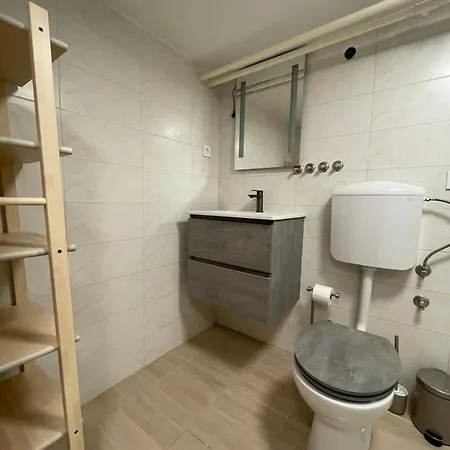 Laibach Suite לובליאנה